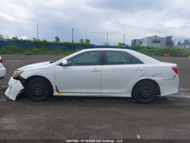 12657985 :رقم المزاد ، 4T1BF1FK6CU158003 vin ، 2012 Toyota Camry Se مزاد بيع