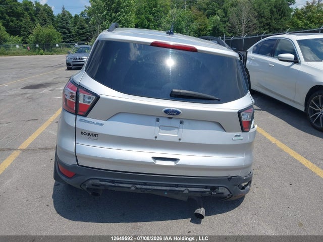 Ford ESCAPE SE 2018 1FMCU0GD3JUC22869 Image 17