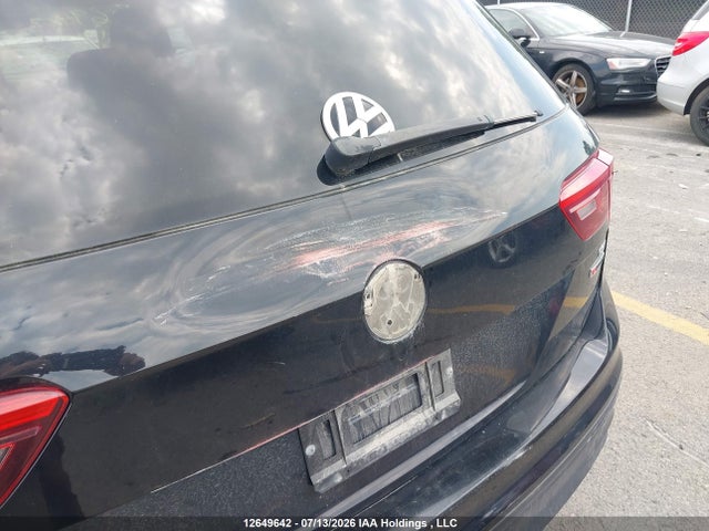 Aukcja sprzedaży 2018 Volkswagen Tiguan Comfortline, vin: 3VV2B7AX1JM111504, numer aukcji: 12649642