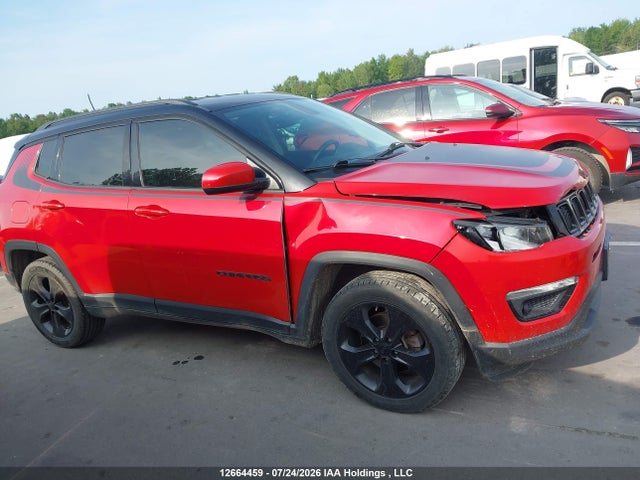 12664459 :رقم المزاد ، 3C4NJDBB4JT307183 vin ، 2018 Jeep Compass Latitude مزاد بيع