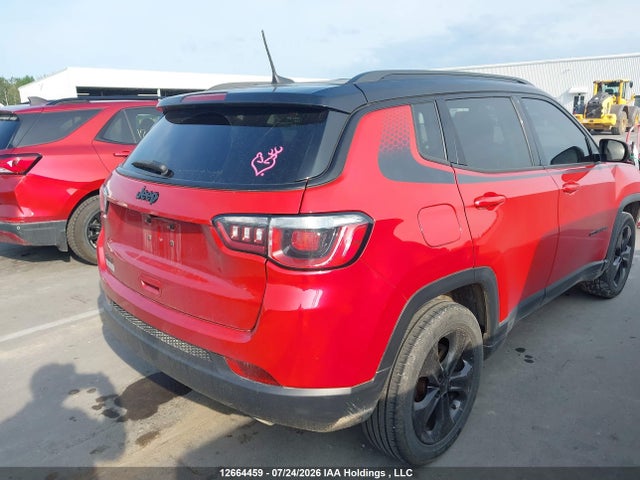 12664459 :رقم المزاد ، 3C4NJDBB4JT307183 vin ، 2018 Jeep Compass Latitude مزاد بيع