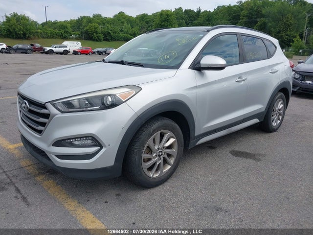 Hyundai TUCSON SE 2017 KM8J33A47HU402659 Image 2