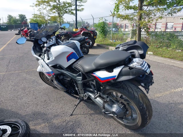 BMW K1300 S 2015 WB1050804FZ798932 Image 3