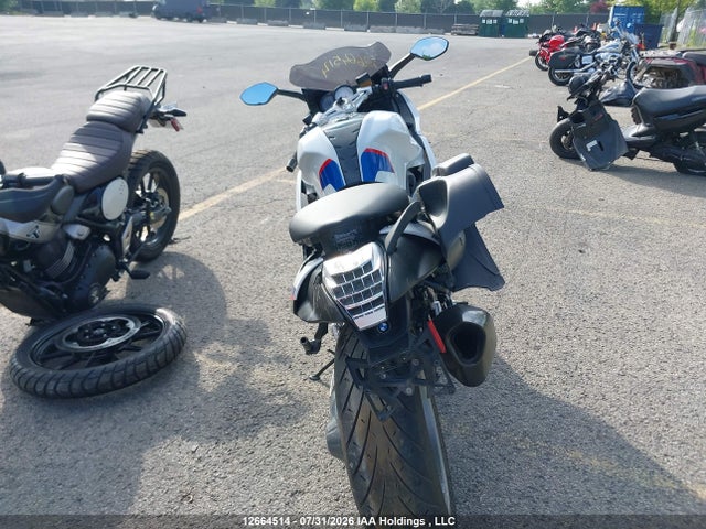 BMW K1300 S 2015 WB1050804FZ798932 Image 6