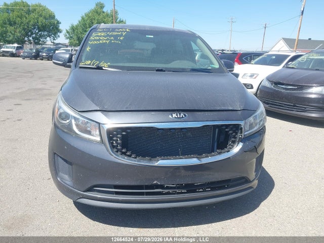 12664524 :رقم المزاد ، KNDMB5C19J6400554 vin ، 2018 Kia Sedona Lx مزاد بيع