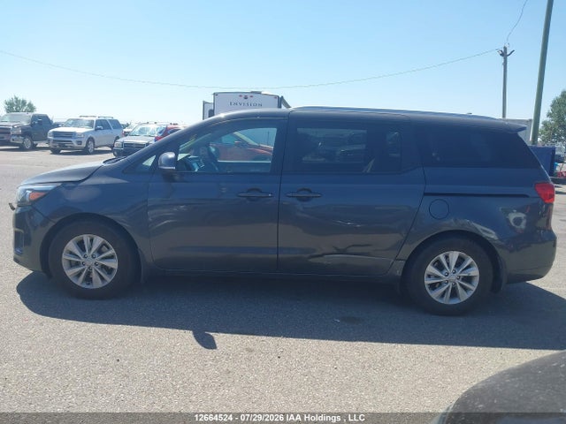 12664524 :رقم المزاد ، KNDMB5C19J6400554 vin ، 2018 Kia Sedona Lx مزاد بيع
