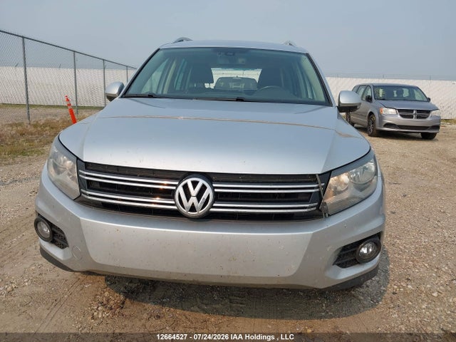12664527 :رقم المزاد ، WVGJV7AX0DW545379 vin ، 2013 Volkswagen Tiguan S/se/sel مزاد بيع