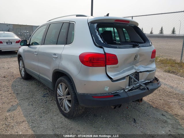 12664527 :رقم المزاد ، WVGJV7AX0DW545379 vin ، 2013 Volkswagen Tiguan S/se/sel مزاد بيع