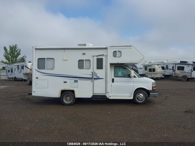 Aukcja sprzedaży 2003 Chevrolet Express Comm Cutaway Standard, vin: 1GBJG31U731152606, numer aukcji: 12664529