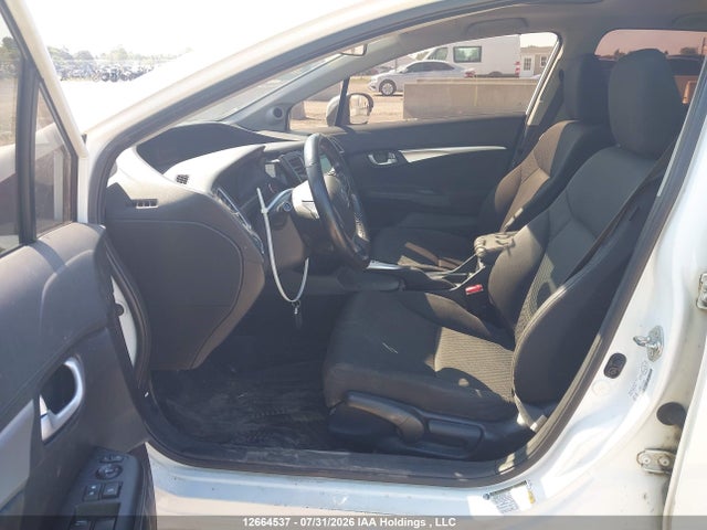 Продажа на аукционе авто 2015 Honda Civic, vin: 2HGFB2F52FH027127, номер лота: 12664537