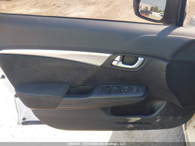 Продажа на аукционе авто 2015 Honda Civic, vin: 2HGFB2F52FH027127, номер лота: 12664537