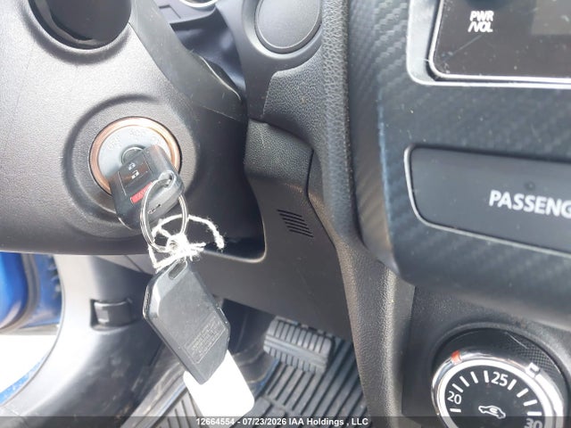JA4AJ3AU9KU605726 Mitsubishi RVR SE