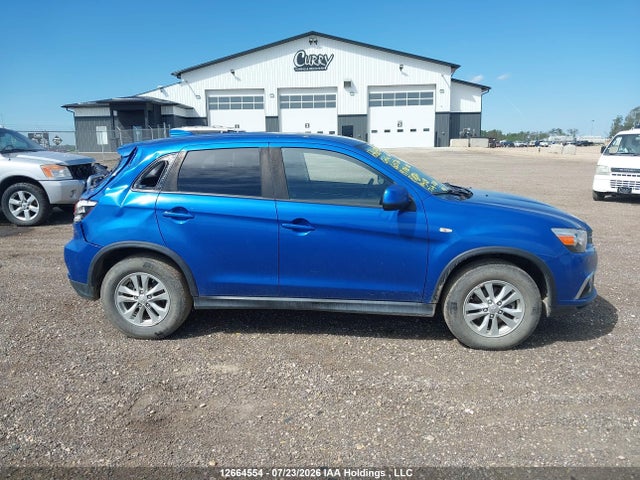 JA4AJ3AU9KU605726 Mitsubishi RVR SE