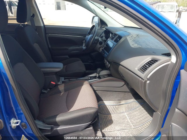 JA4AJ3AU9KU605726 Mitsubishi RVR SE