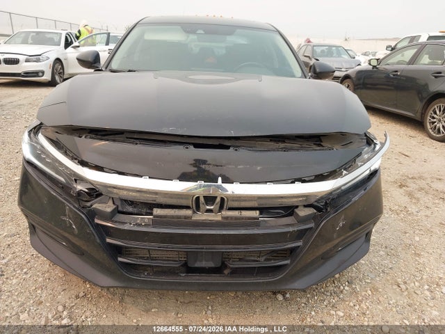 Продаж на аукціоні авто 2018 Honda Accord Touring, vin: 1HGCV1F91JA808462, номер лоту: 12664555