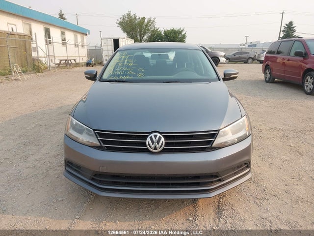 2015 Volkswagen Jetta 2.0l Trendline/2.0l Trendline+ მანქანა იყიდება აუქციონზე, vin: 3VW1K7AJ7FM277665, აუქციონის ნომერი: 12664561