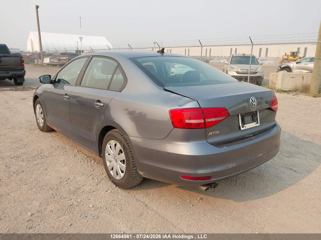 2015 Volkswagen Jetta 2.0l Trendline/2.0l Trendline+ მანქანა იყიდება აუქციონზე, vin: 3VW1K7AJ7FM277665, აუქციონის ნომერი: 12664561
