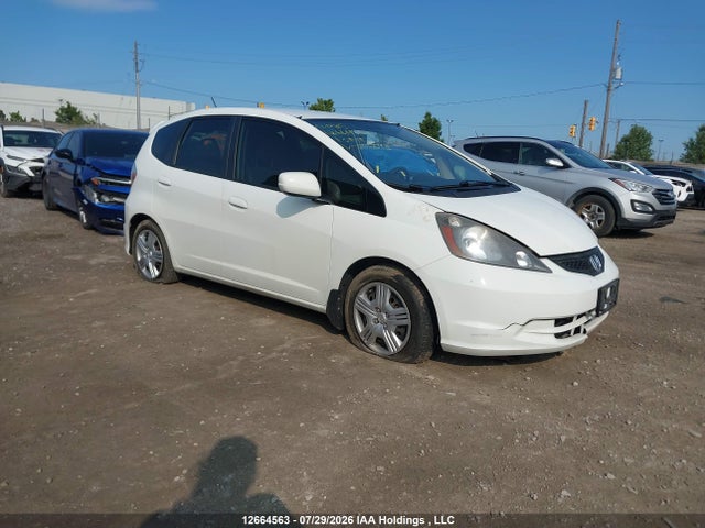 12664563 :رقم المزاد ، LUCGE8H54D3006043 vin ، 2013 Honda Fit Lx مزاد بيع