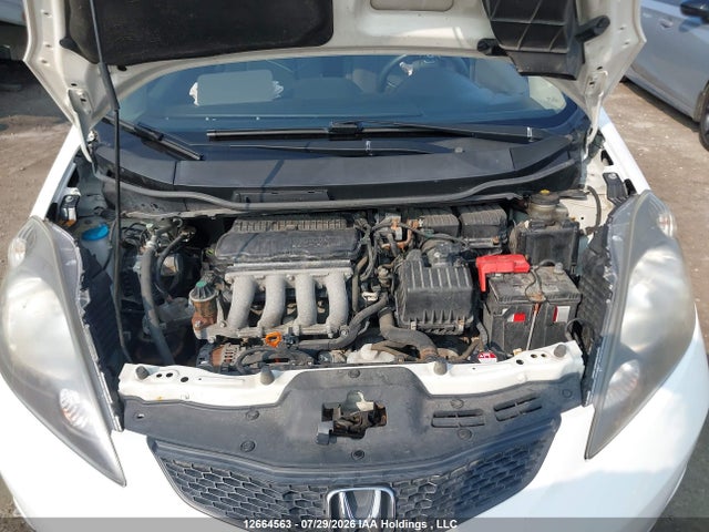 12664563 :رقم المزاد ، LUCGE8H54D3006043 vin ، 2013 Honda Fit Lx مزاد بيع