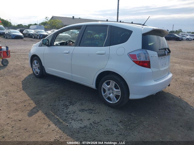 12664563 :رقم المزاد ، LUCGE8H54D3006043 vin ، 2013 Honda Fit Lx مزاد بيع