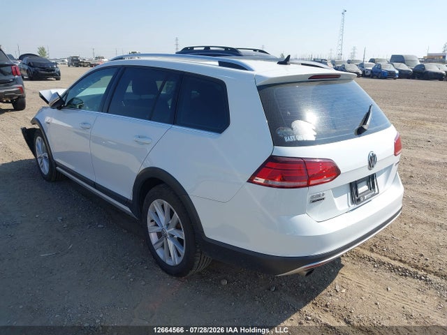 3VWM17AU7KM518676 Volkswagen Golf Alltrack 1.8 Tsi Execline/1.8 Tsi Highline