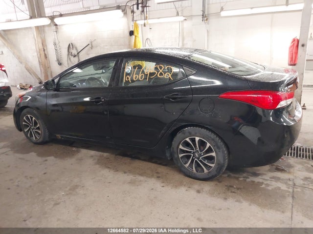 Продажа на аукционе авто 2013 Hyundai Elantra L, vin: 5NPDH4AE3DH301141, номер лота: 12664582