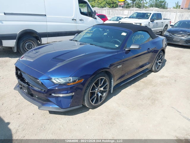 Ford Mustang Convertible 2020 1FATP8UD2L5151455 Image 2