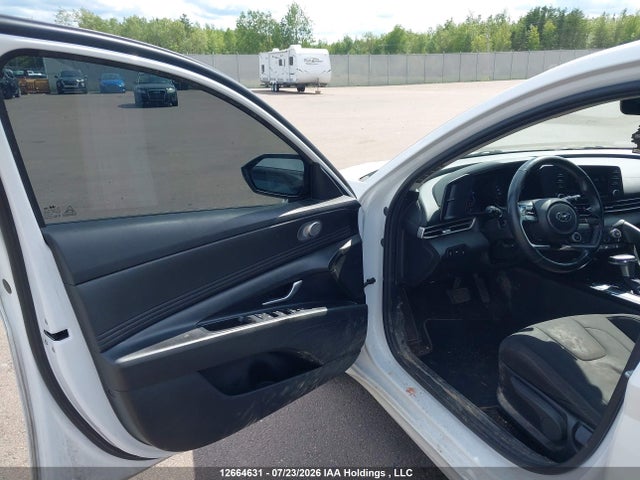 12664631 :رقم المزاد ، KMHLM4AG2NU315527 vin ، 2022 Hyundai Elantra Preferred Ivt With Sun And Tech Package مزاد بيع