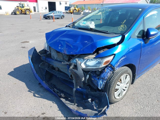 Honda FIT LX 2016 3HGGK5H55GM107902 Image 6