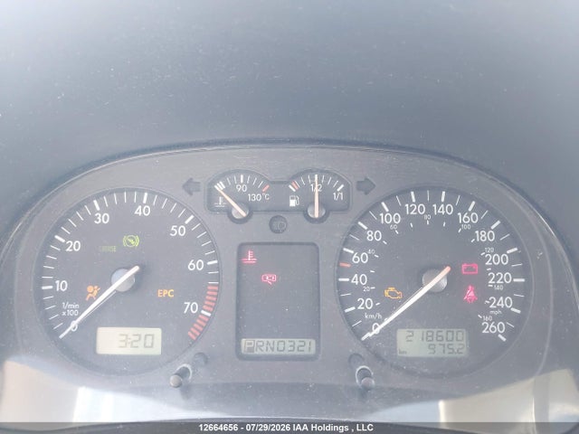 2004 Volkswagen Golf Gls მანქანა იყიდება აუქციონზე, vin: 9BWGL21JX44011990, აუქციონის ნომერი: 12664656