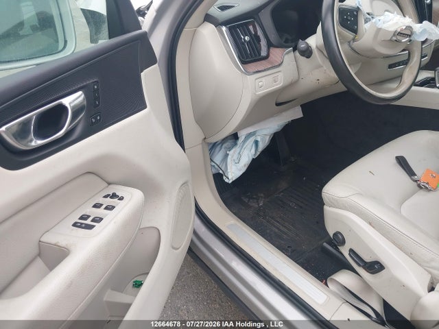 Aukcja sprzedaży 2022 Volvo Xc60 B6 Momentum, vin: LYV062RK5NB935068, numer aukcji: 12664678