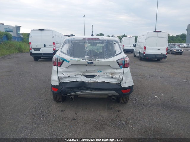 Ford ESCAPE SE 2018 1FMCU0GD6JUC92527 Image 17