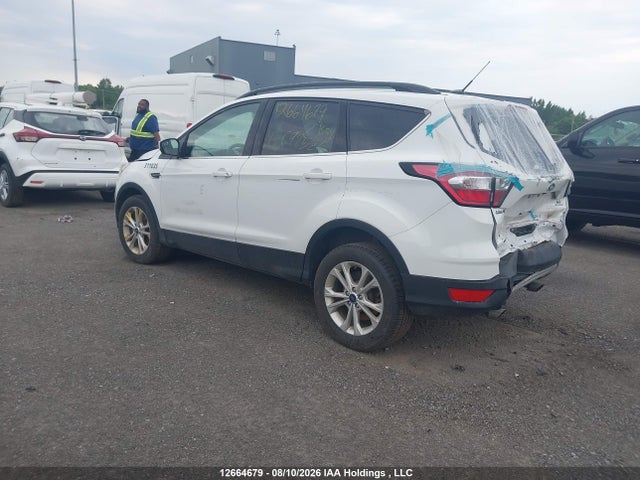 Ford ESCAPE SE 2018 1FMCU0GD6JUC92527 Image 3