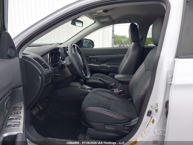 Продаж на аукціоні авто 2022 Mitsubishi Rvr Se/sel/le/gt, vin: JA4AJVAW4NU604663, номер лоту: 12664680