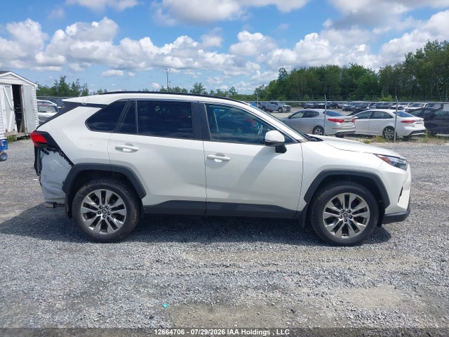 Auction sale of the 2022 Toyota Rav4 Xle, vin: 2T3R1RFV0NW266312, lot number: 12664706