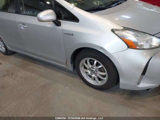 Toyota PRIUS V 2017 JTDZN3EU4HJ067924 Image 20