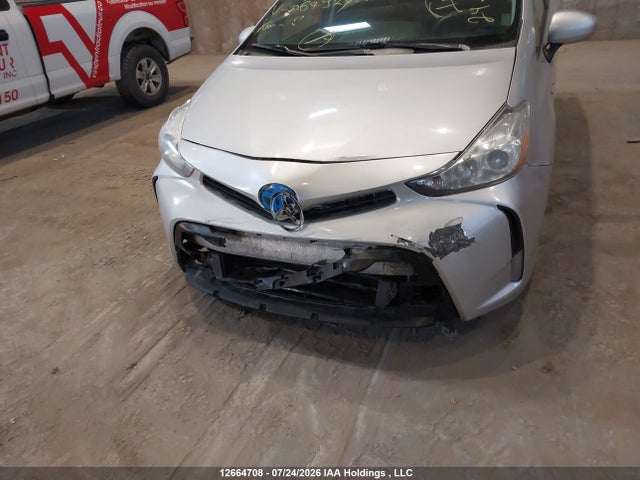 Toyota PRIUS V 2017 JTDZN3EU4HJ067924 Image 6