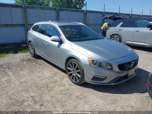 Volvo V60 2016 YV1902SR6G1294386 zdjęcie główne