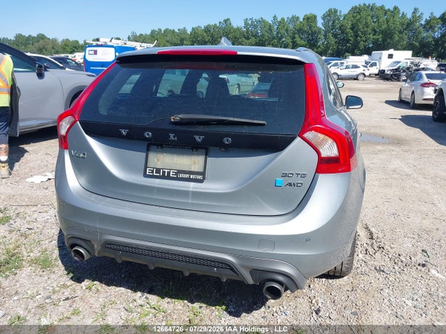 Volvo V60 2016 YV1902SR6G1294386 Image 16