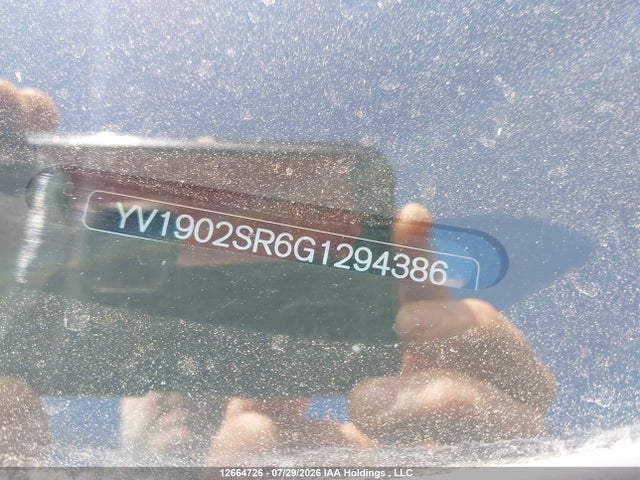 Volvo V60 2016 YV1902SR6G1294386 Image 17