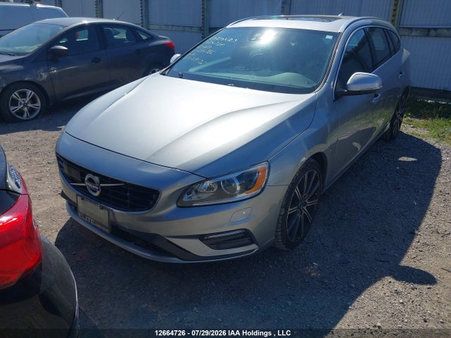 Volvo V60 2016 YV1902SR6G1294386 Image 2