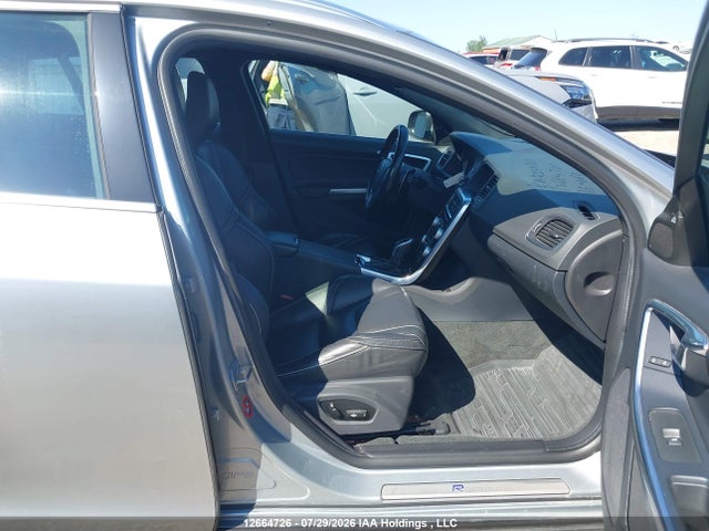 Volvo V60 2016 YV1902SR6G1294386 Image 5