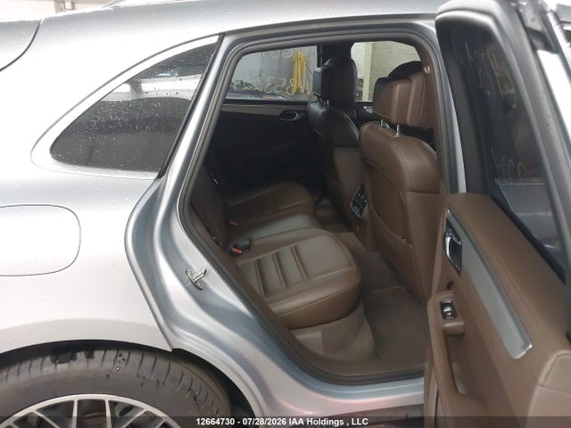 Porsche Macan 2017 WP1AG2A58HLB53224 Image 8
