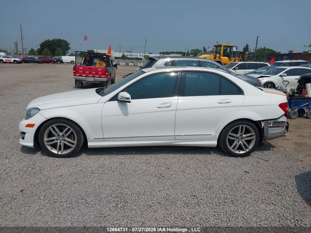 Aukcja sprzedaży 2013 Mercedes-benz C 300 4matic, vin: WDDGF8AB3DA757881, numer aukcji: 12664731