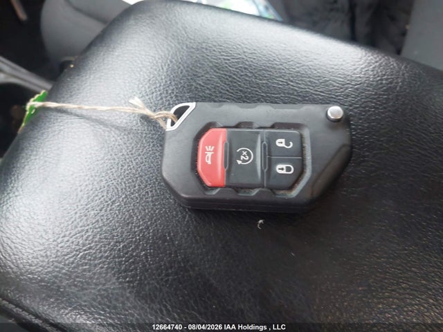 12664740 :رقم المزاد ، 1C4HJXDG7KW667194 vin ، 2019 Jeep Wrangler Unlimited Sport مزاد بيع