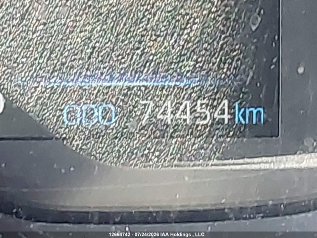 5YFBPMBE9NP314005 Toyota COROLLA LE