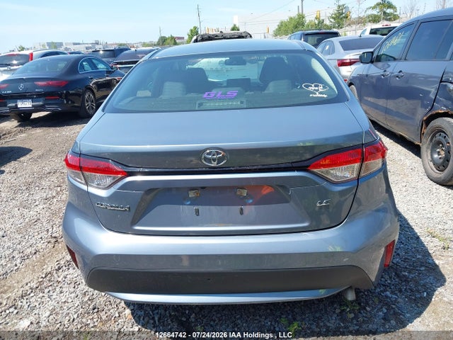 5YFBPMBE9NP314005 Toyota COROLLA LE