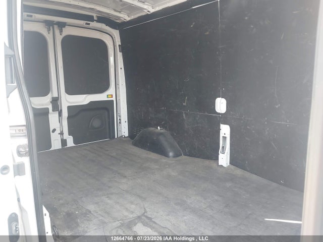 Ford Transit T-250 2024 1FTBR1C85RKA72481 Image 8