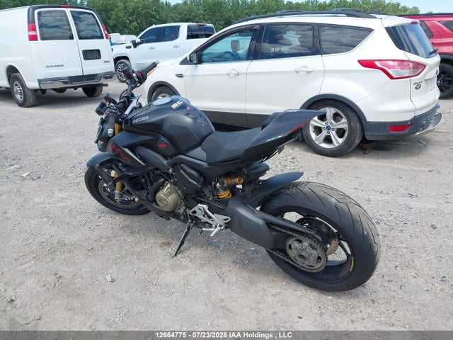 ZDMFAKNW8NB008234 Ducati Streetfighter V4/v4s