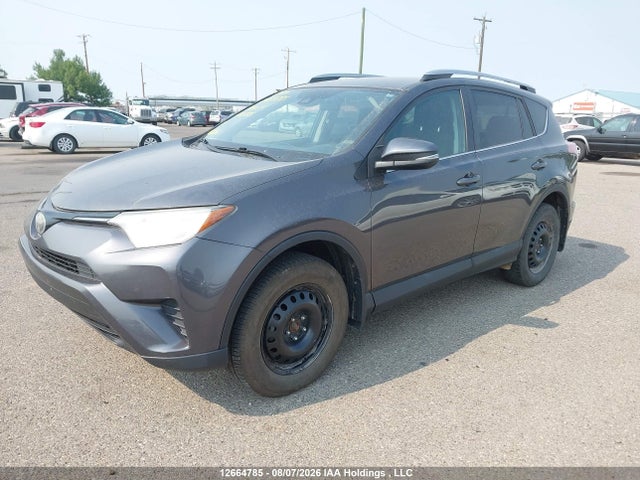 2T3BFREV9HW558775 Toyota RAV4 LE
